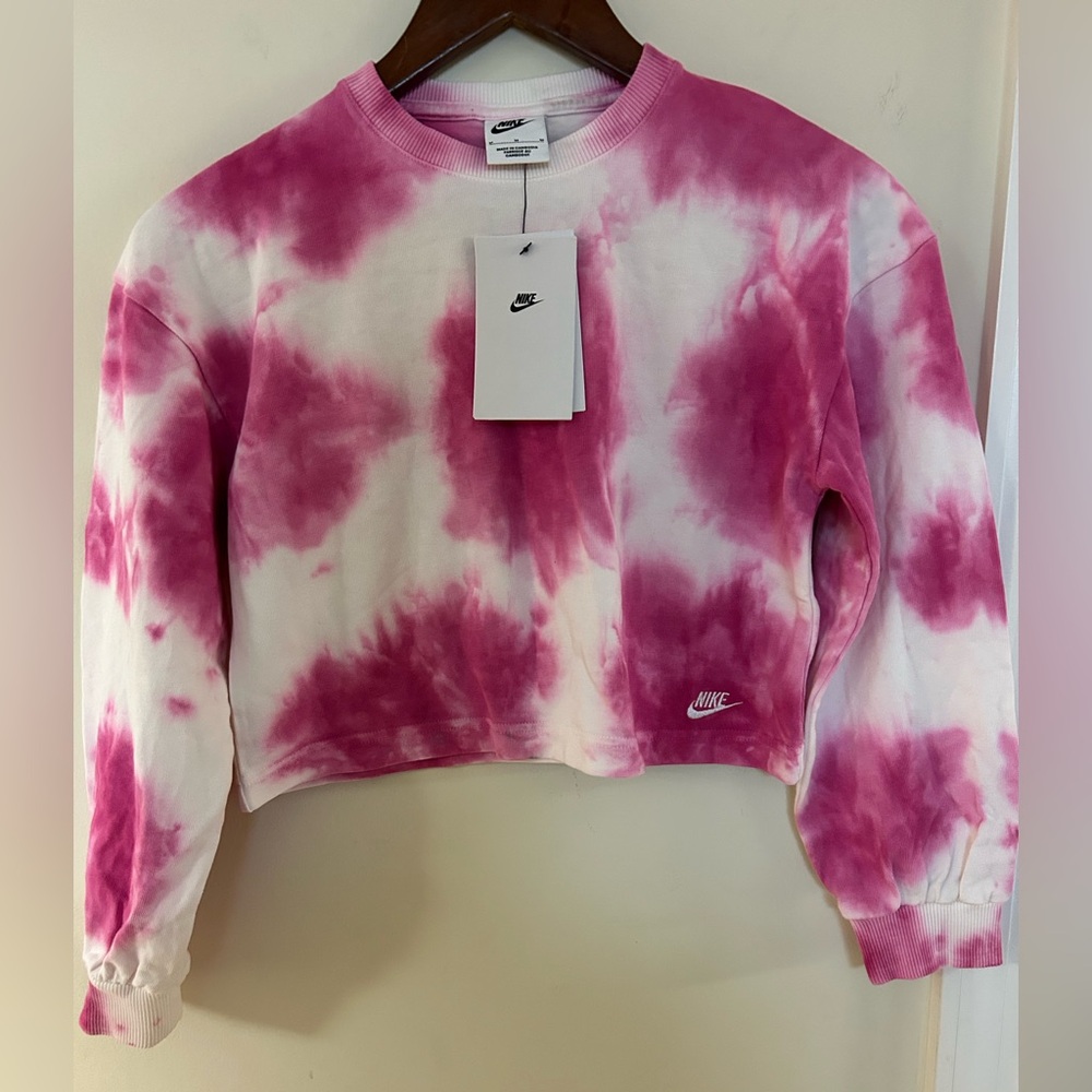 Nike Sportswear Big Kids' (Girls') Washed Long-Sleeve Top in Pink